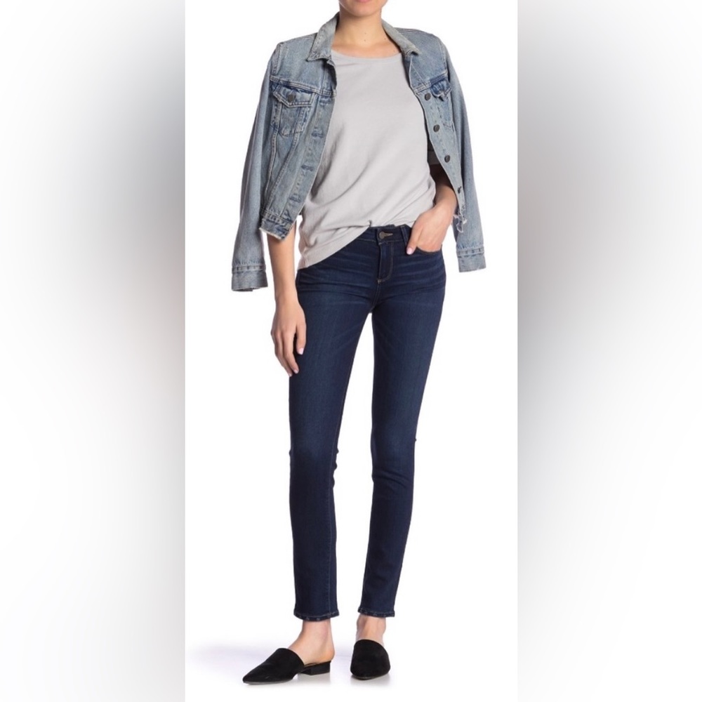 Paige Skyline Skinny Howard Jeans Size 32 NWT